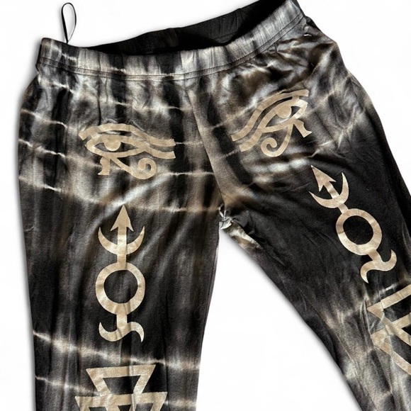 Killstar Black 🖤and White Women's - Picture 3 of 3